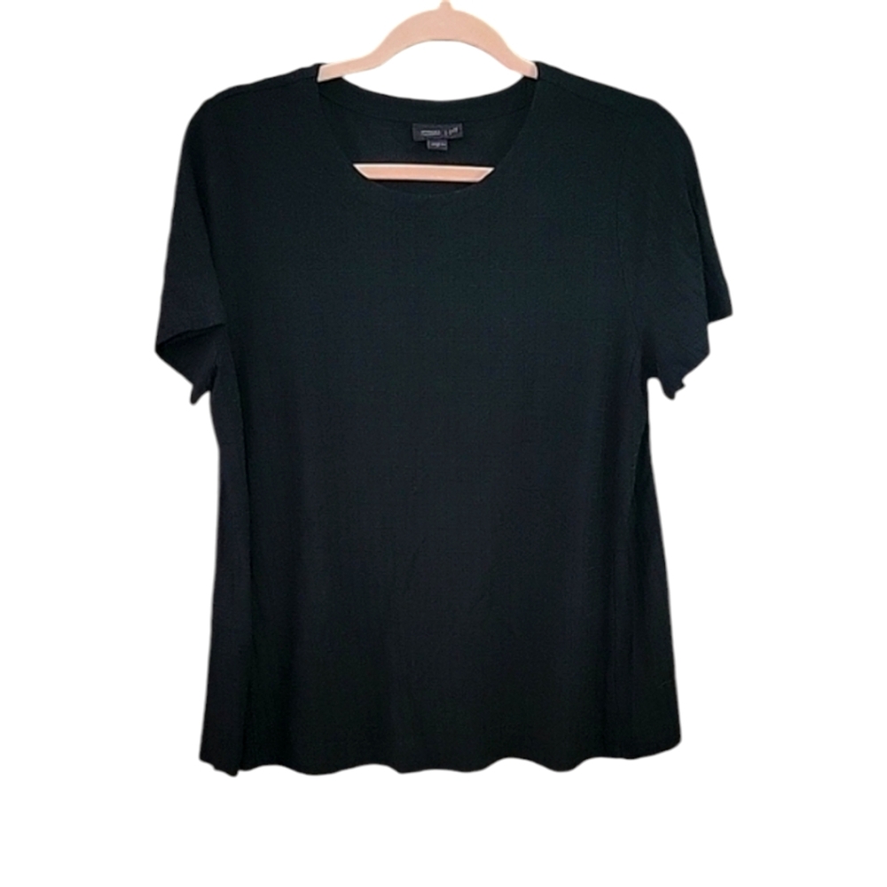 J Jill- Black Short Sleeve Textured Swing Top - Size M